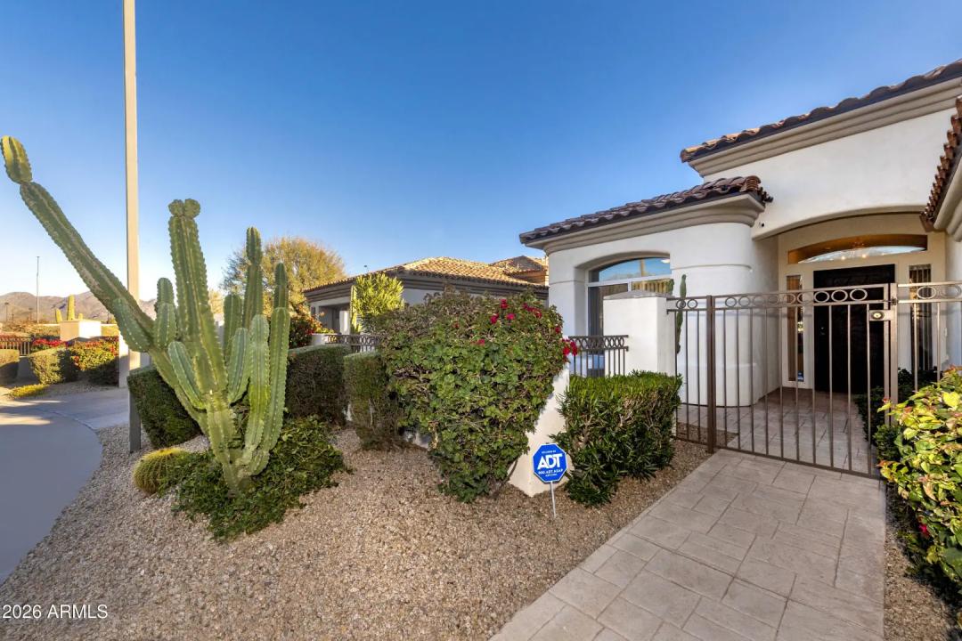 Real Estate Picture 5