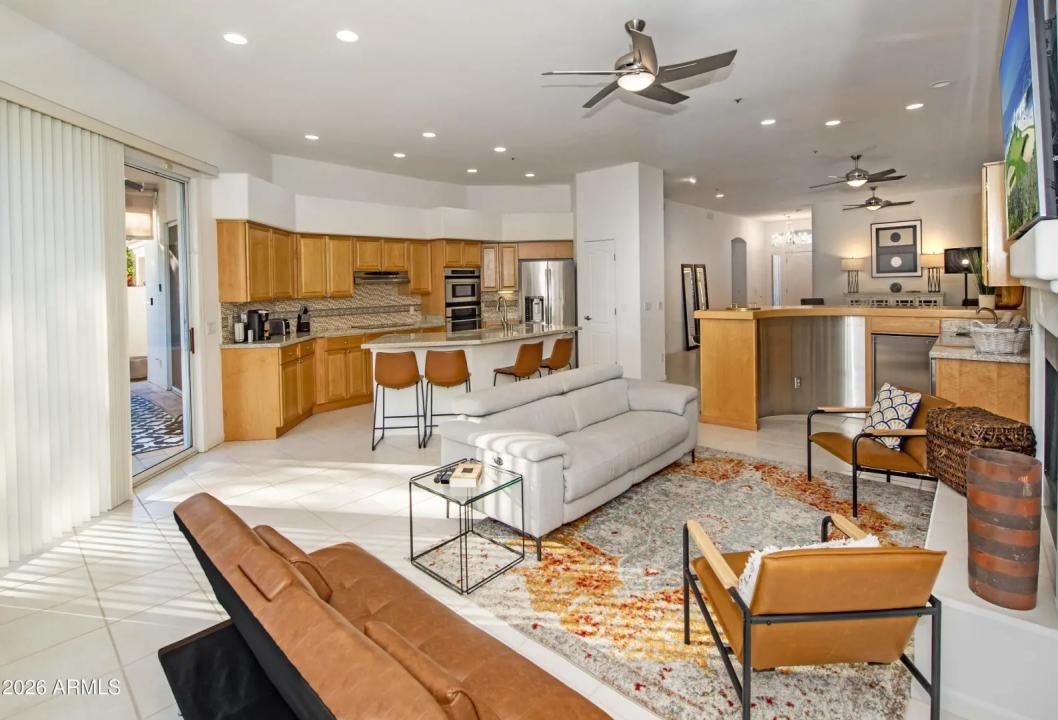 Real Estate Picture 20
