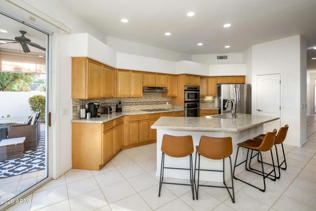 Real Estate Picture 22