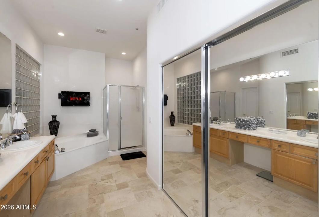 Real Estate Picture 31