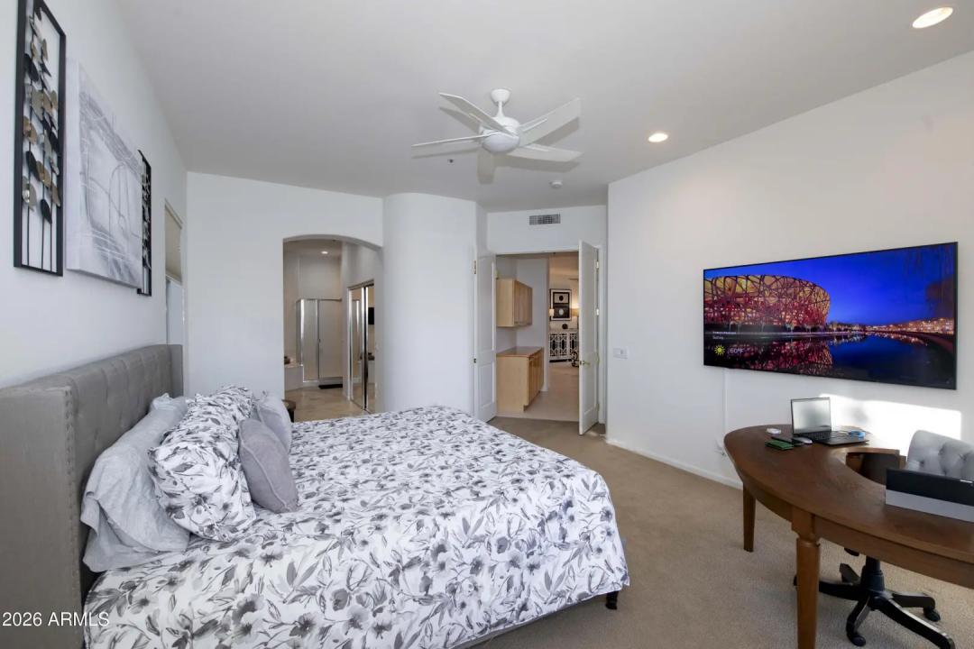 Real Estate Picture 34