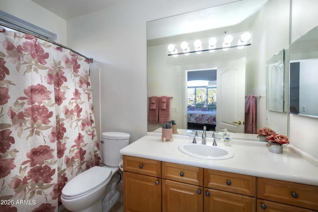 Real Estate Picture 37