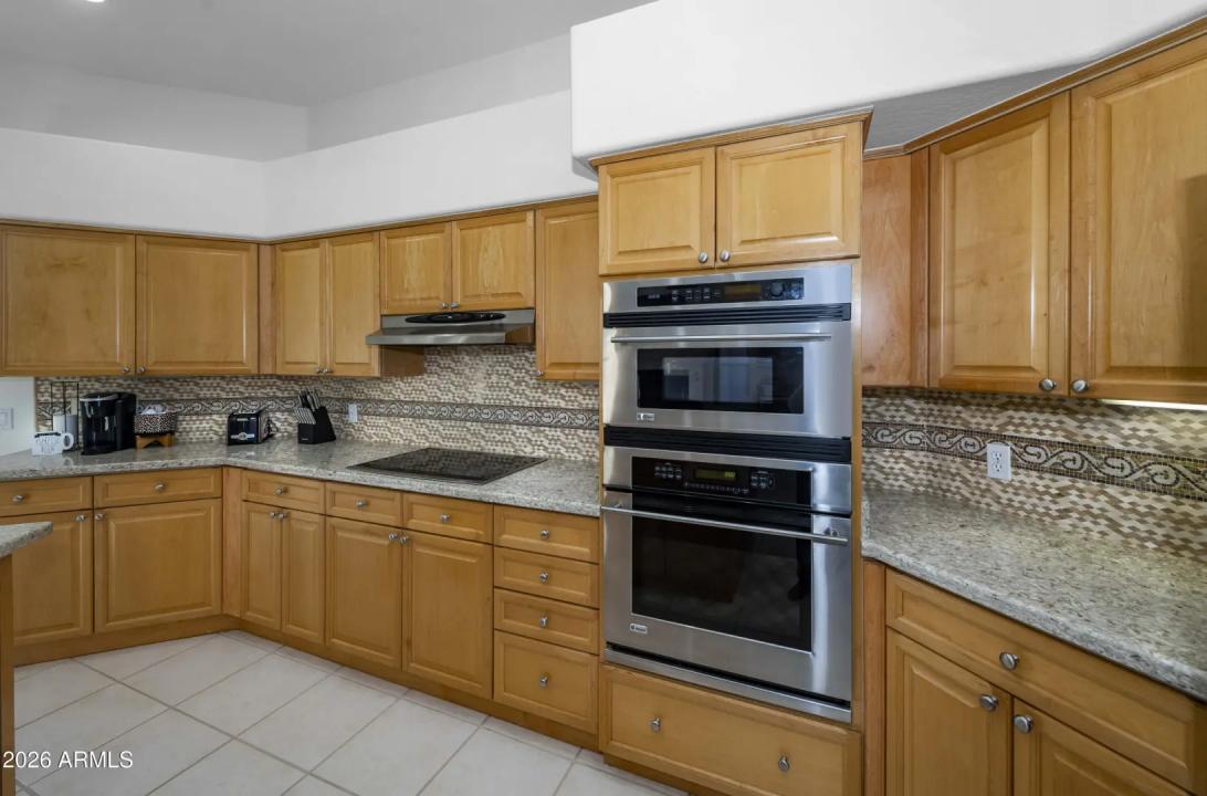 Real Estate Picture 44
