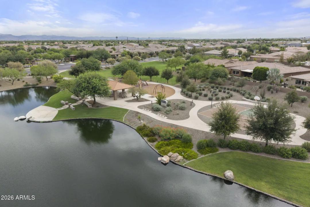 Real Estate Picture 59