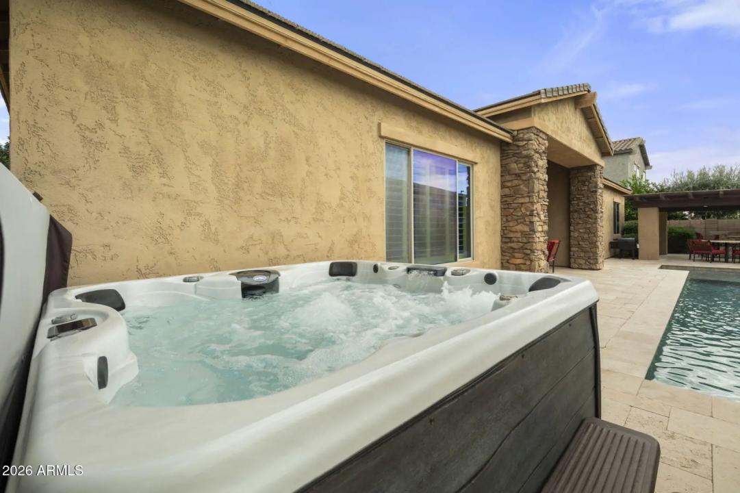 Real Estate Picture 43