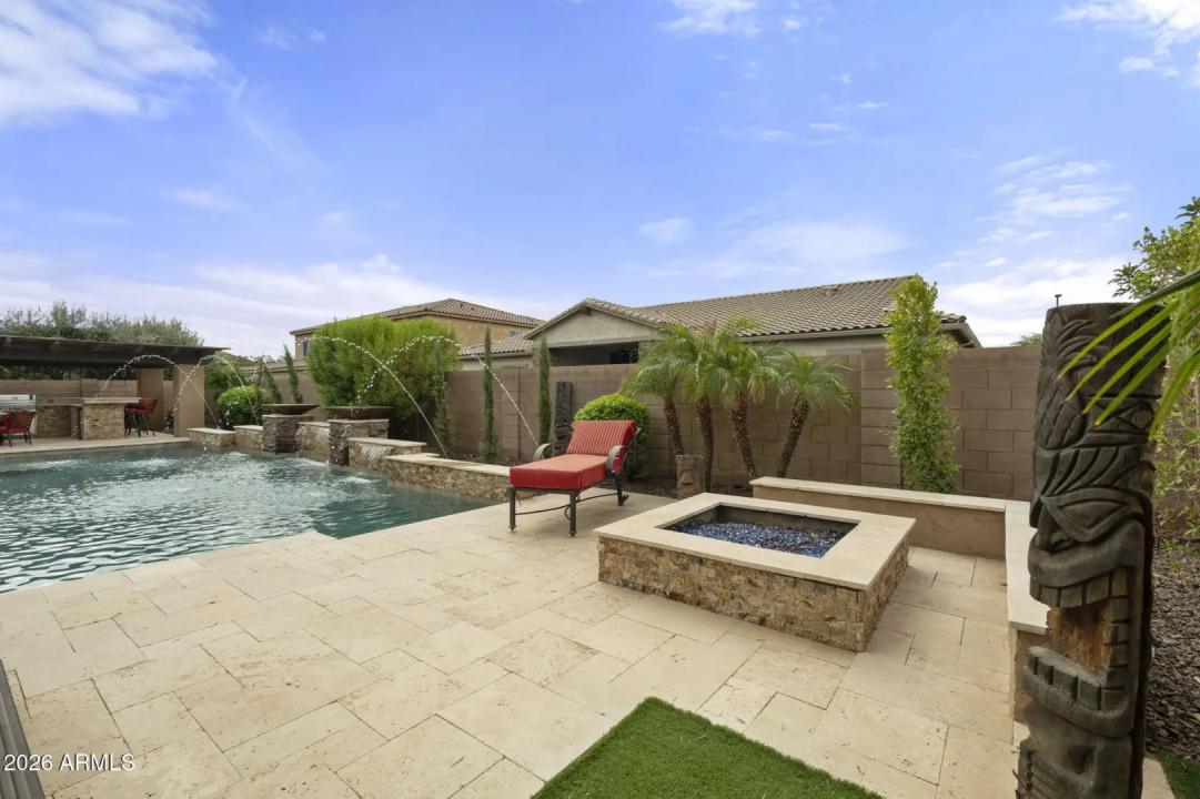 Real Estate Picture 44