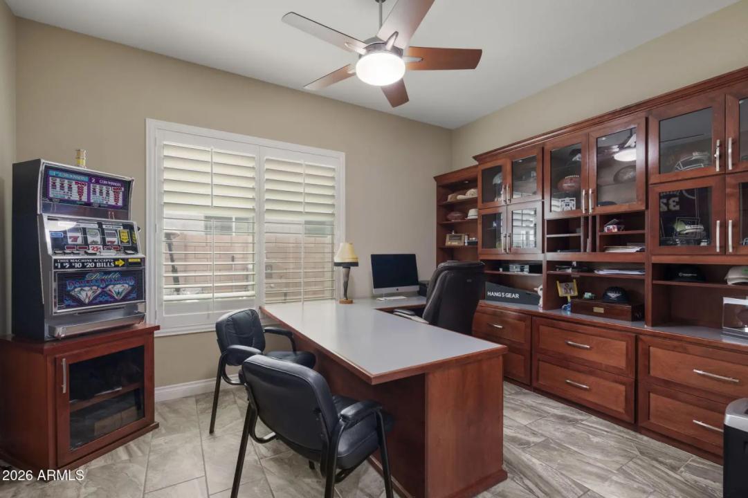 Real Estate Picture 35