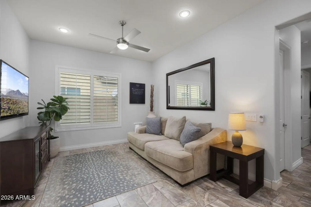 Real Estate Picture 28