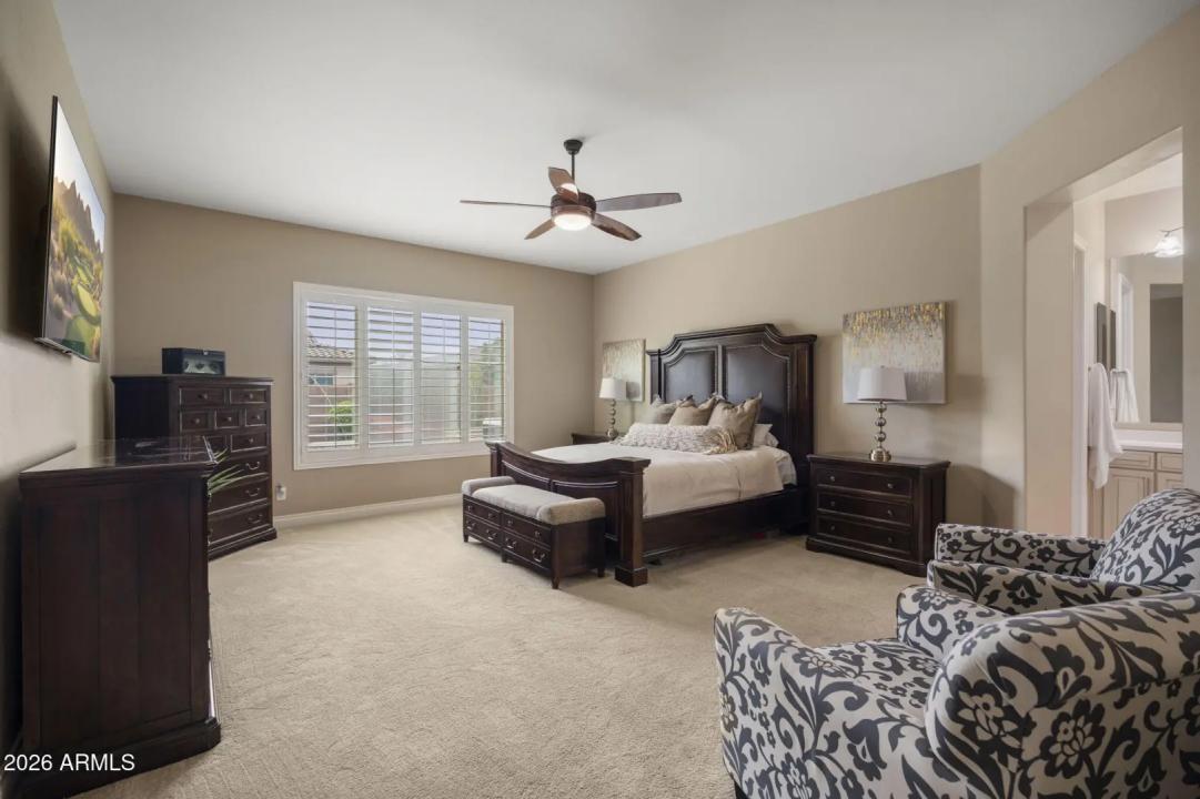Real Estate Picture 23