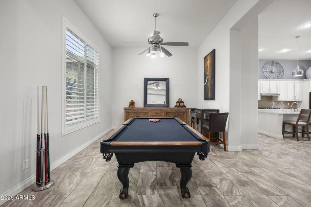 Real Estate Picture 9