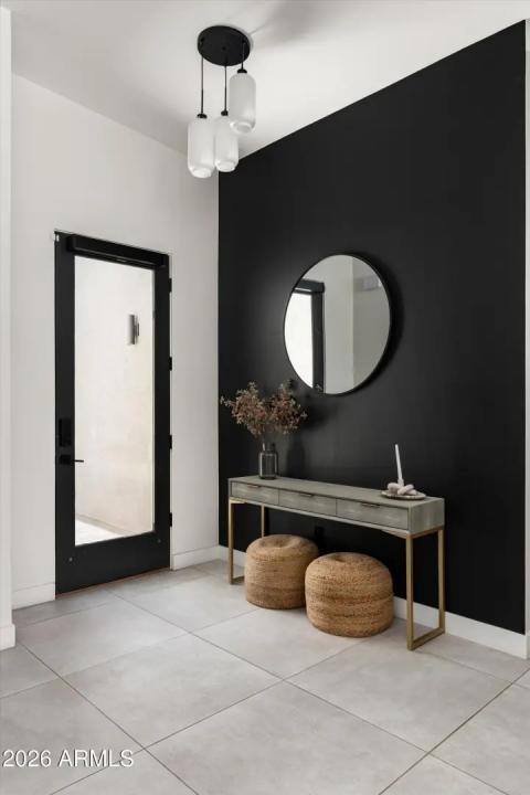 Real Estate Picture 5