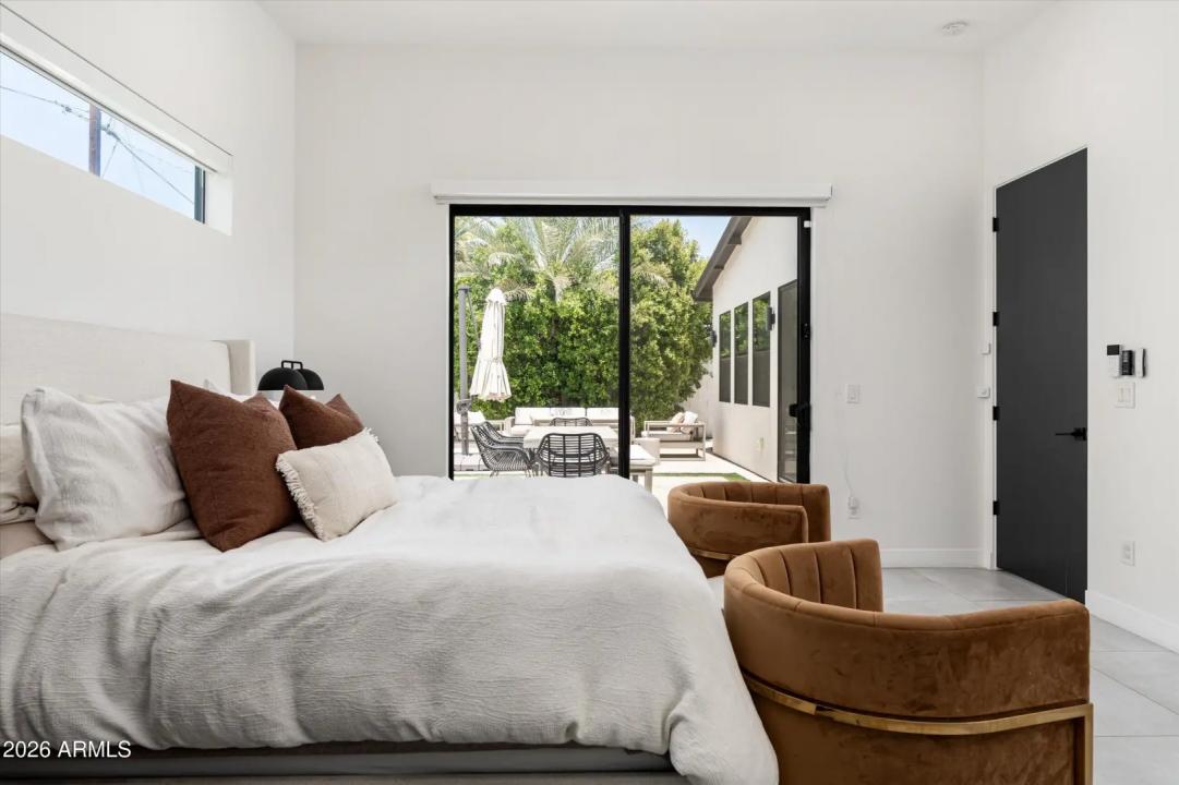 Real Estate Picture 19