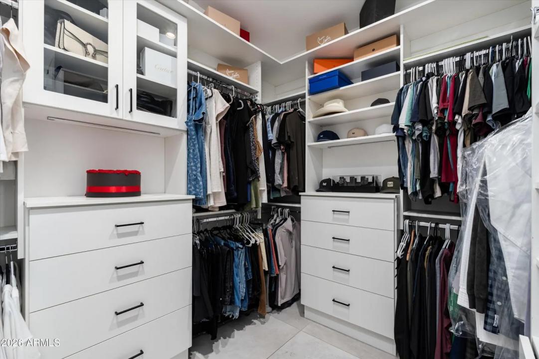 Real Estate Picture 23