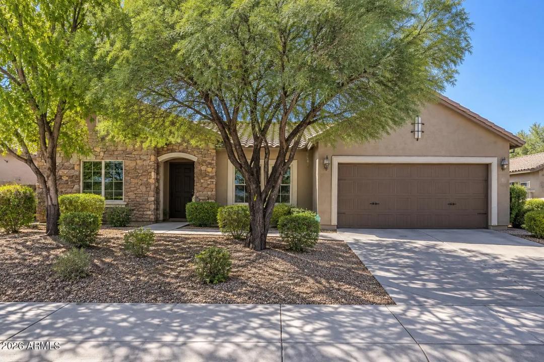 3755 E Zachary Drive Phoenix AZ 85050 Picture 2.