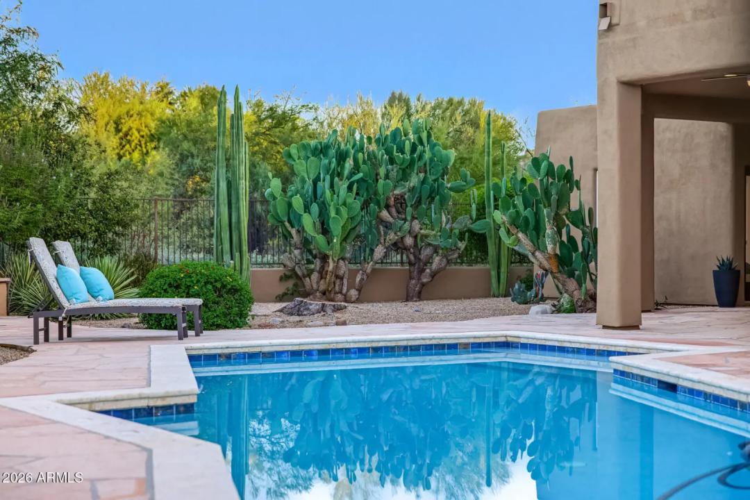 Real Estate Picture 1