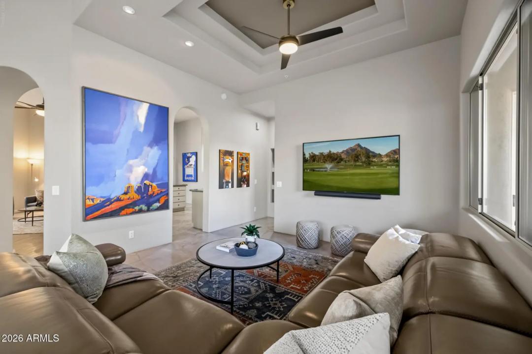 Real Estate Picture 22