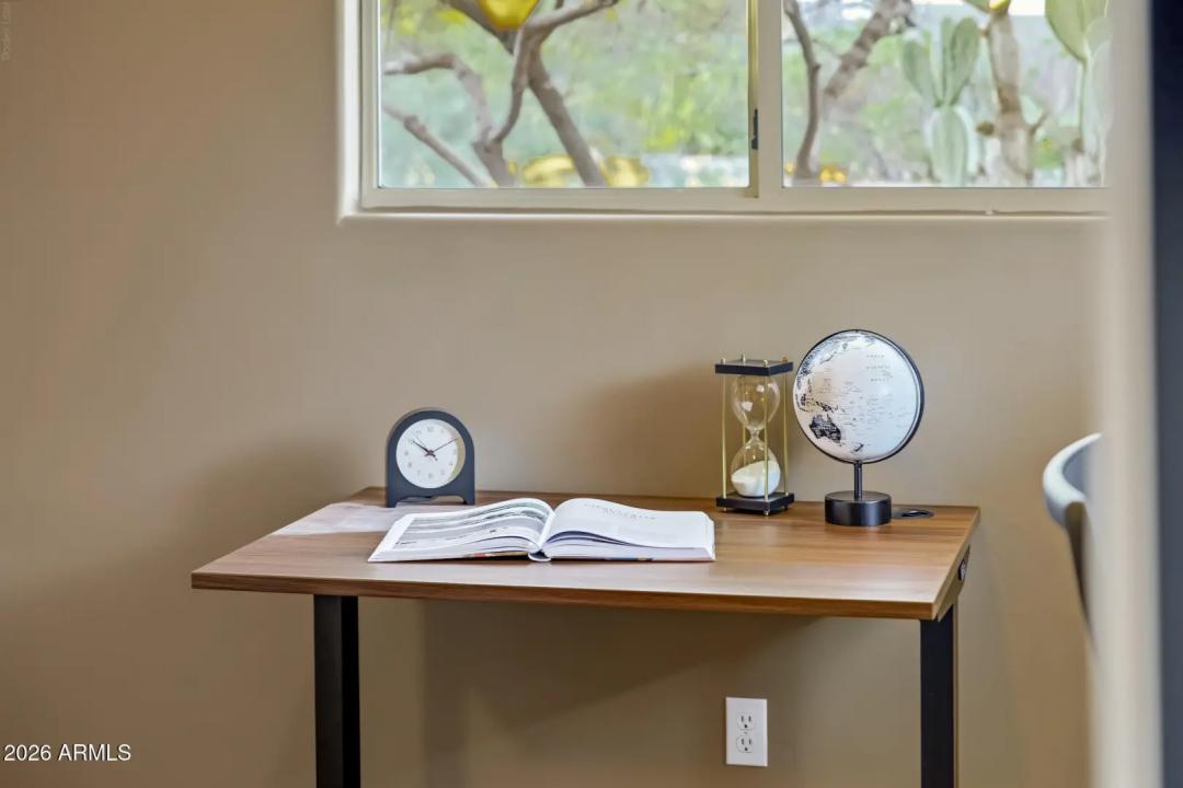 Real Estate Picture 32