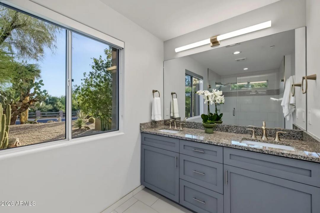 Real Estate Picture 45