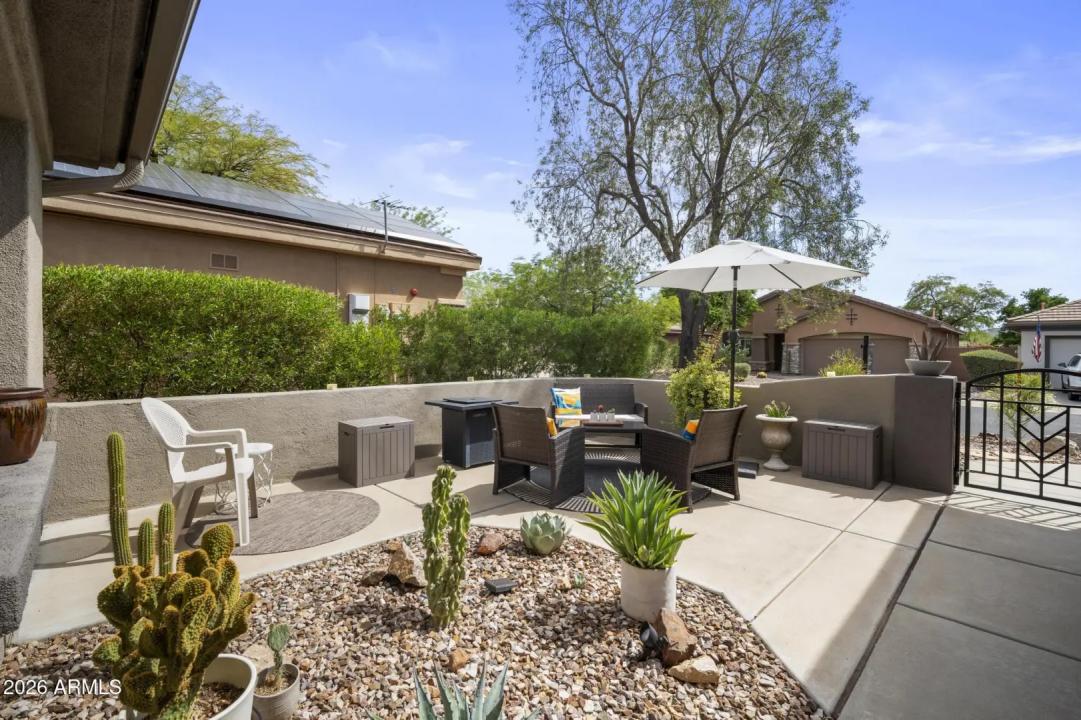 Real Estate Picture 7