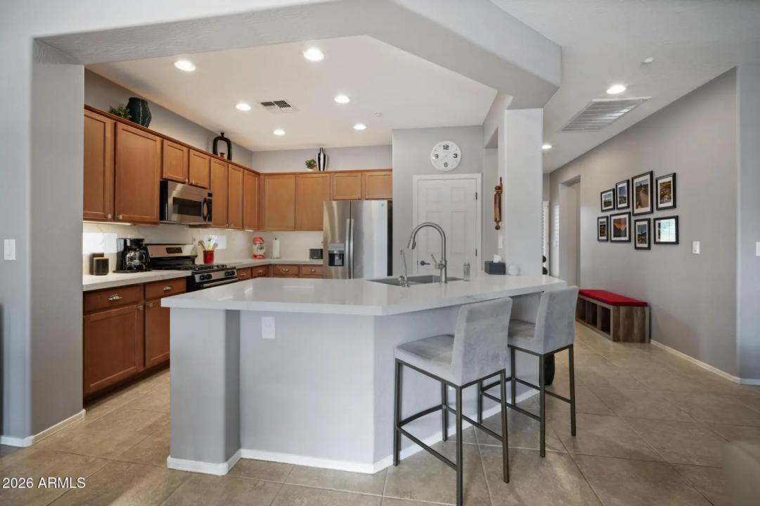 Real Estate Picture 2