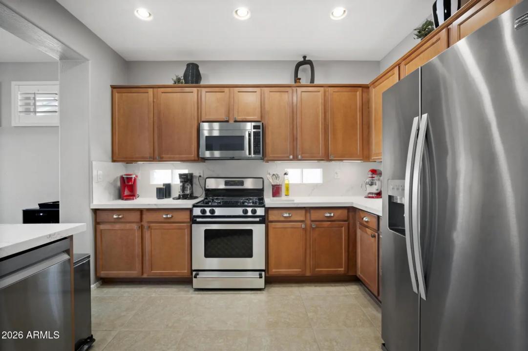 Real Estate Picture 19