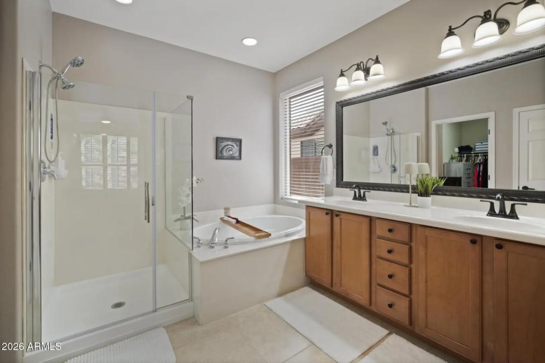 Real Estate Picture 23