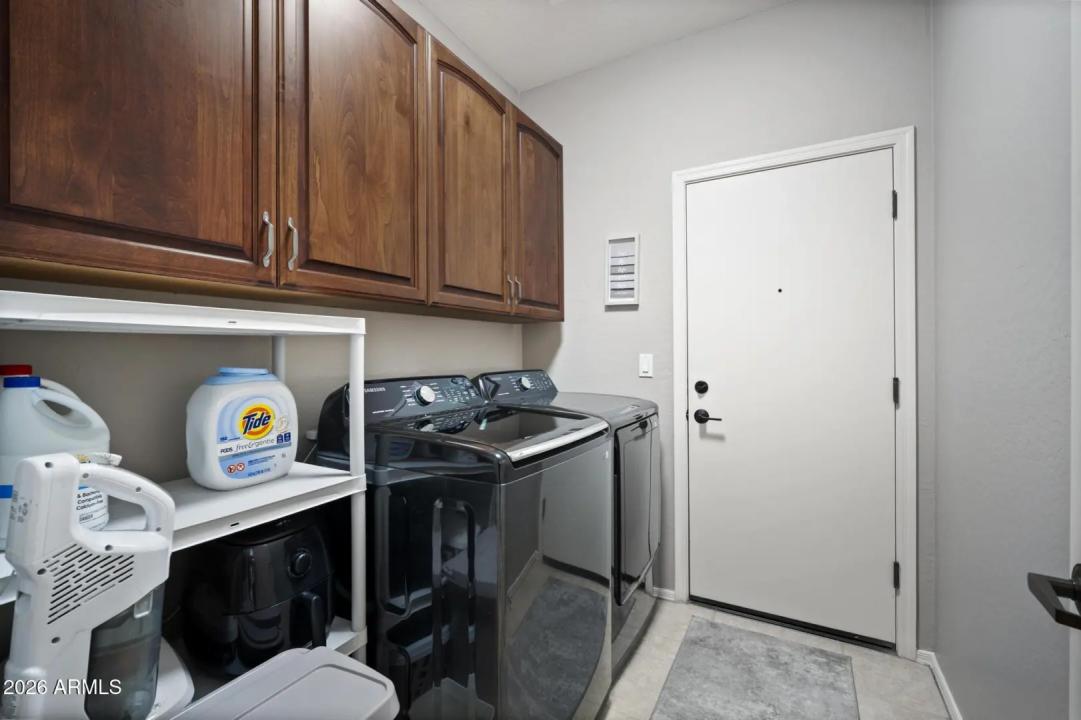 Real Estate Picture 32