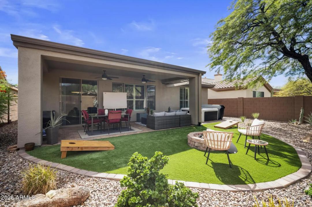 Real Estate Picture 3