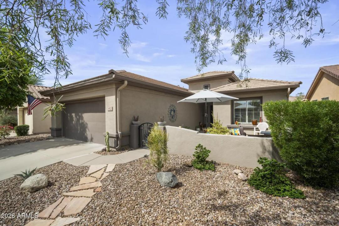 Real Estate Picture 1