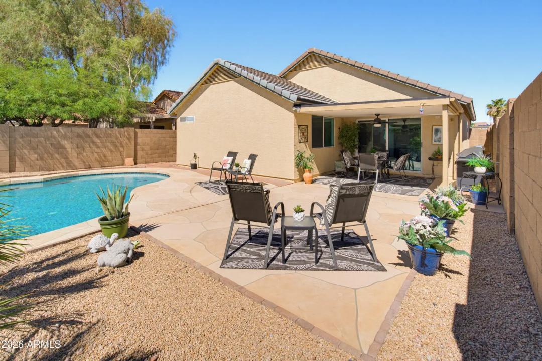Real Estate Picture 22