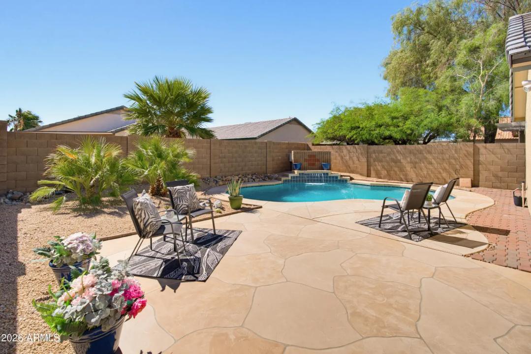 Real Estate Picture 1