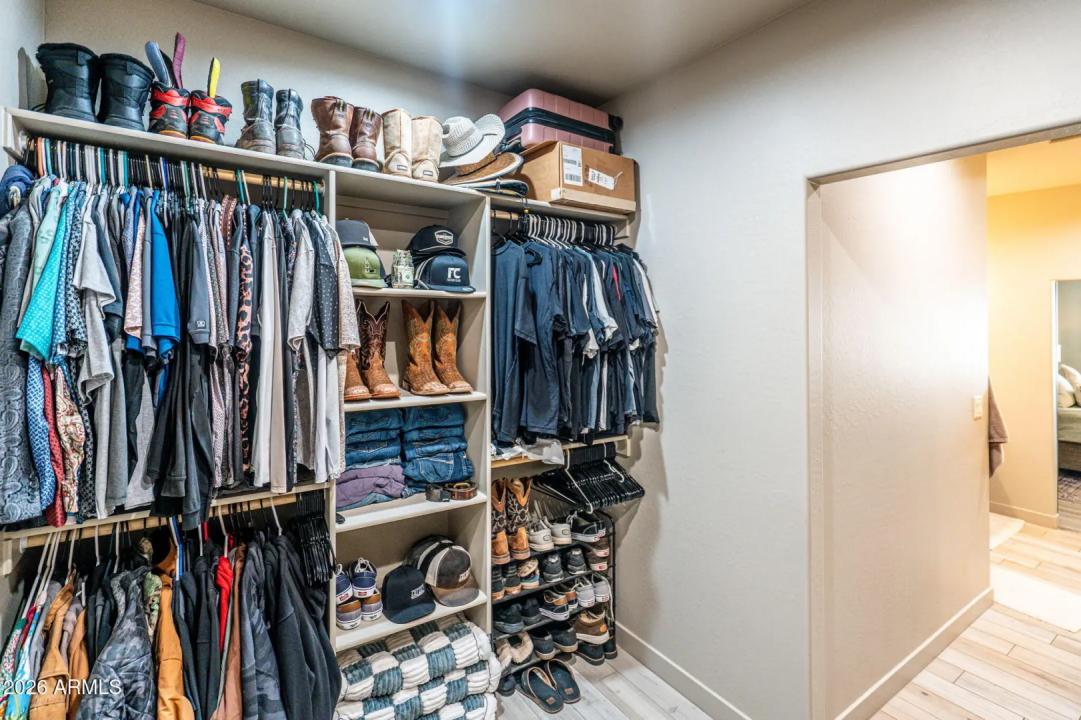 Real Estate Picture 23