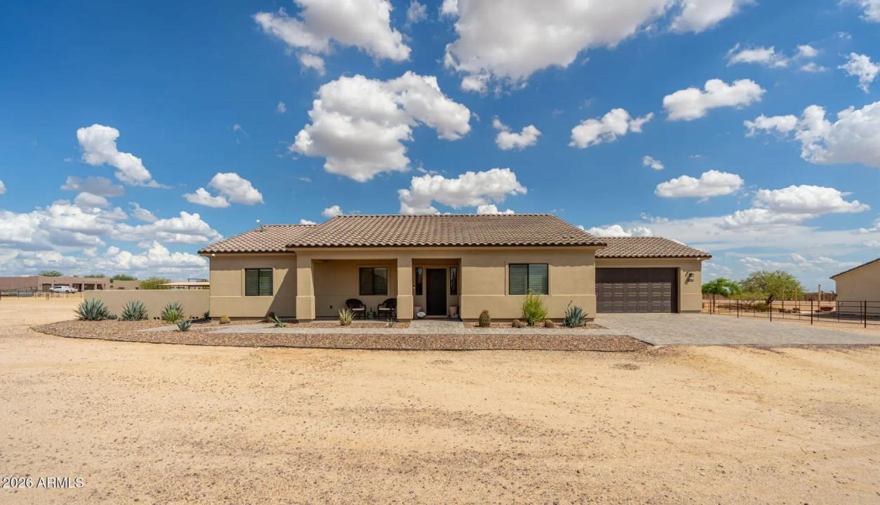 Real Estate Picture 32