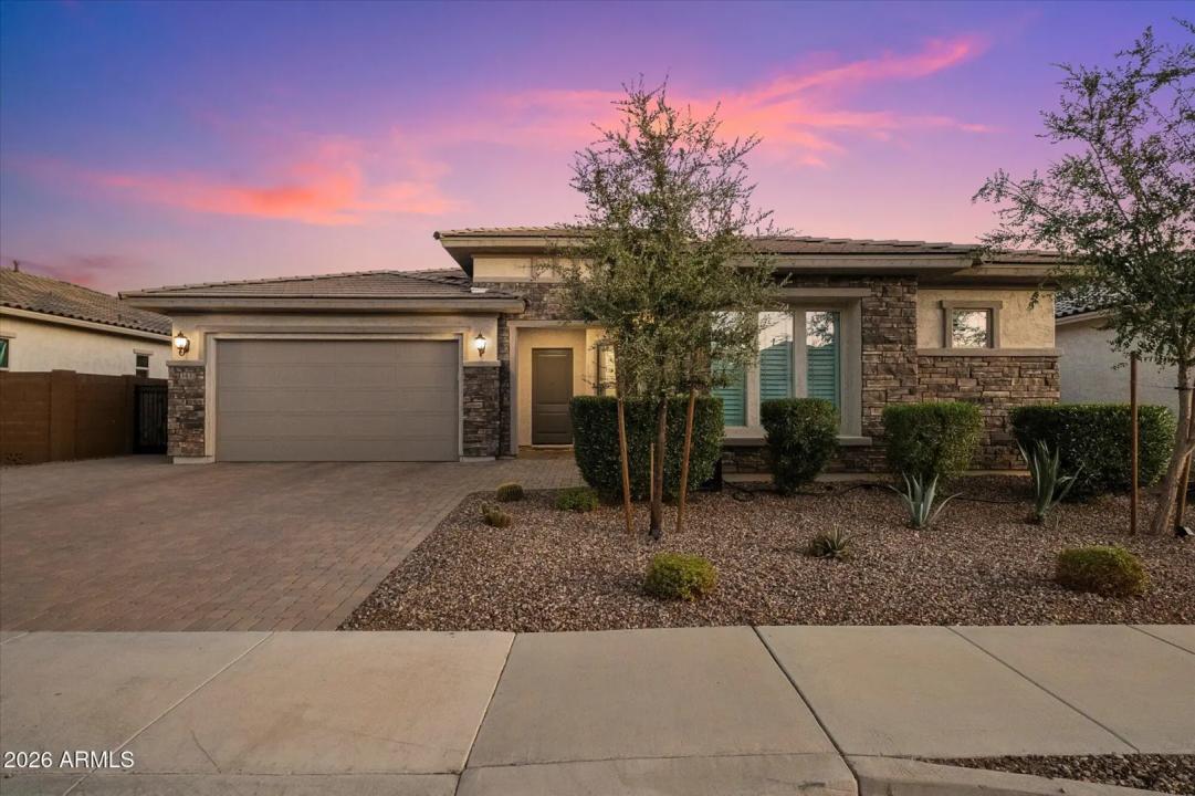 Real Estate Picture 1