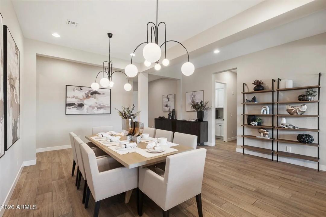 Real Estate Picture 13