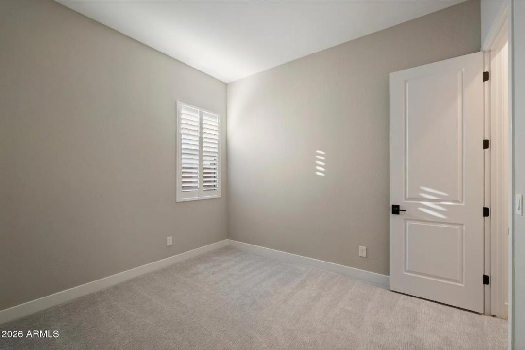 Real Estate Picture 27