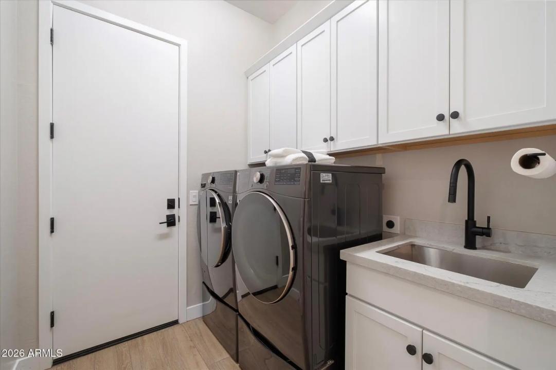 Real Estate Picture 31