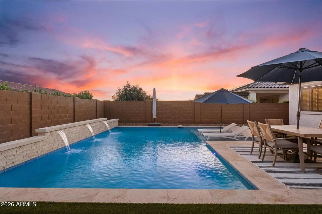 Real Estate Picture 34