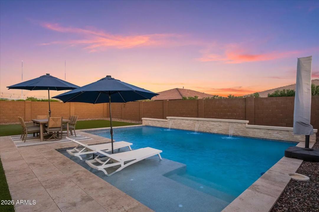 Real Estate Picture 37