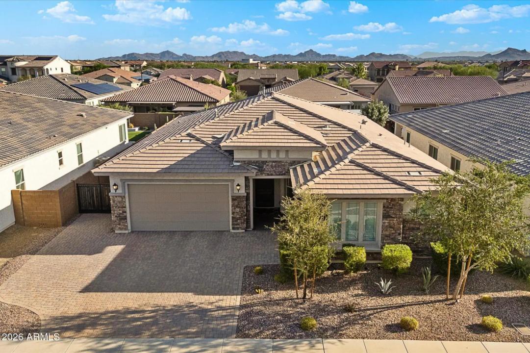 Real Estate Picture 43