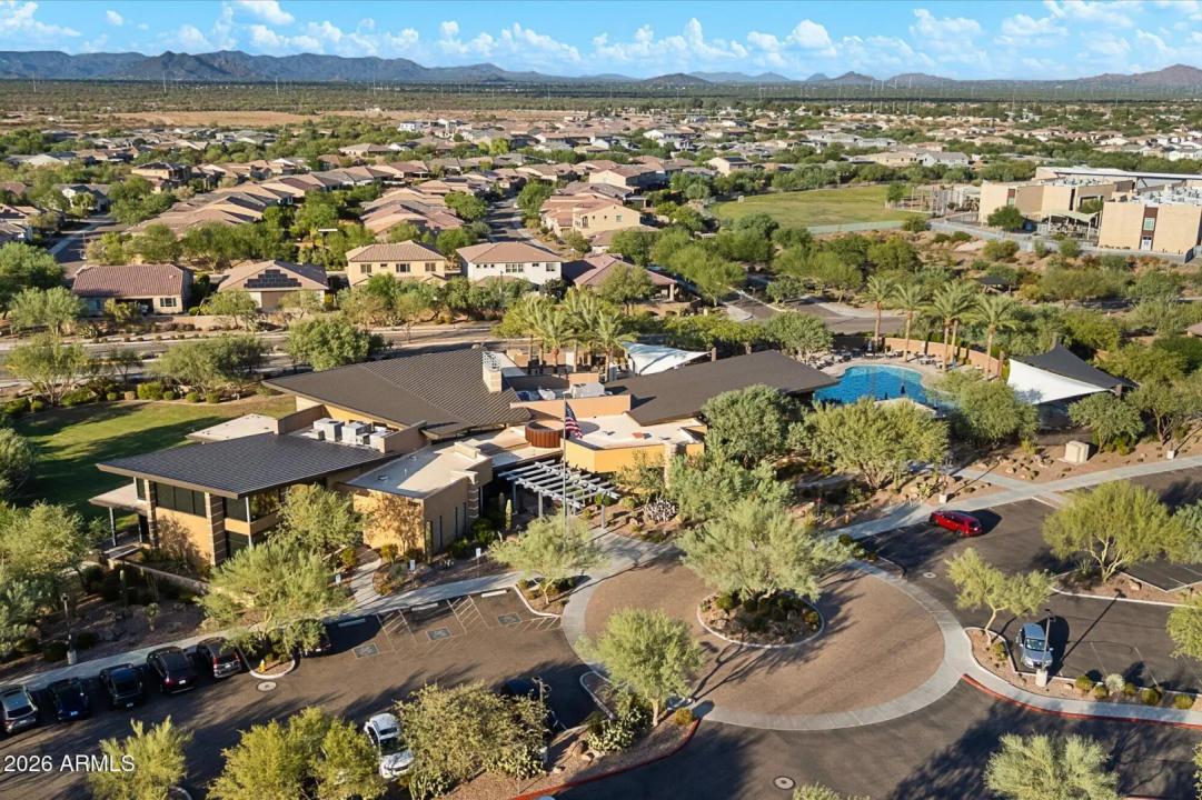 Real Estate Picture 48