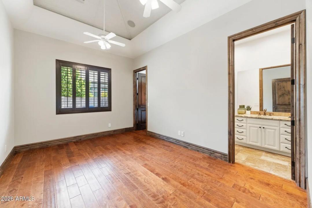 Real Estate Picture 27