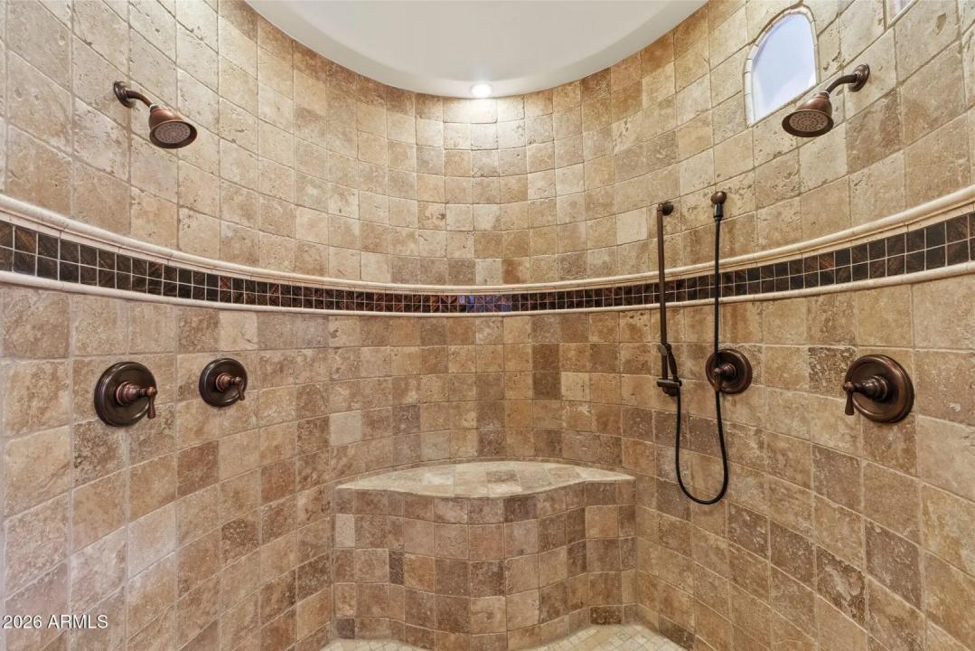 Real Estate Picture 39