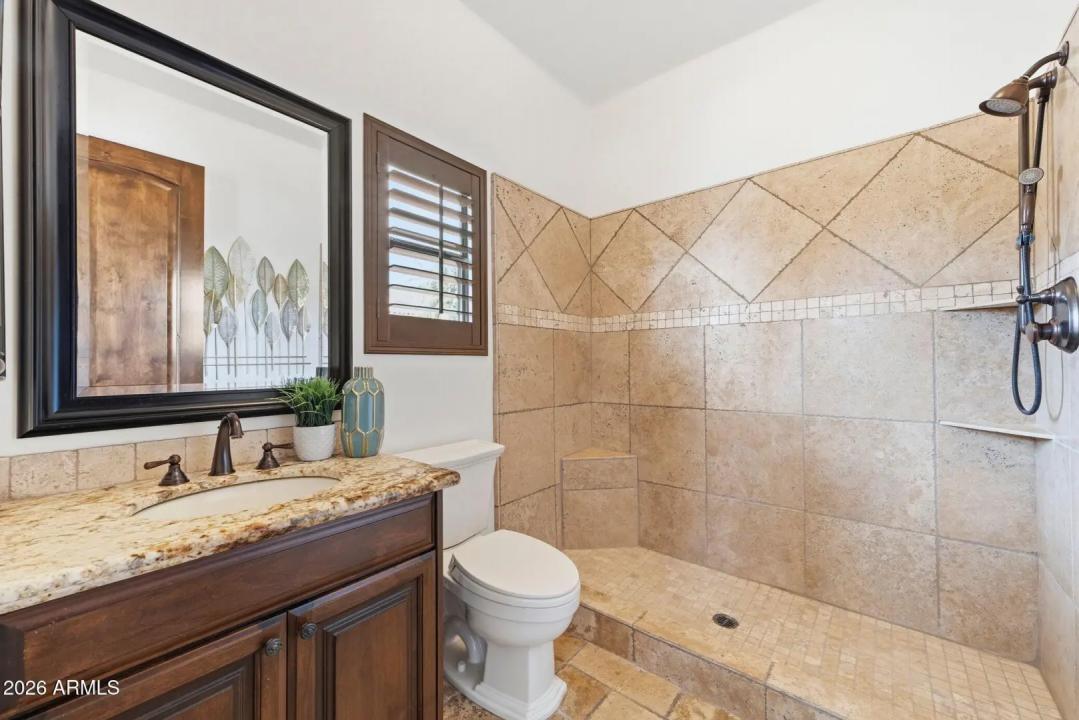 Real Estate Picture 43