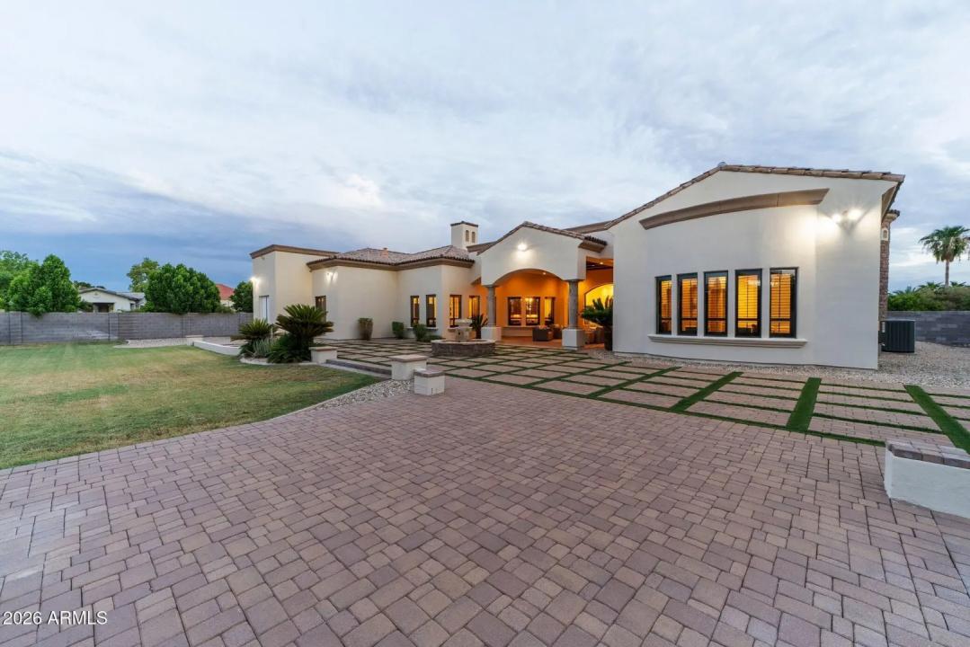 Real Estate Picture 48