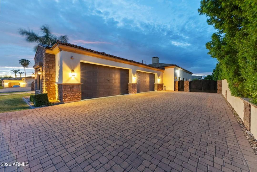 Real Estate Picture 52