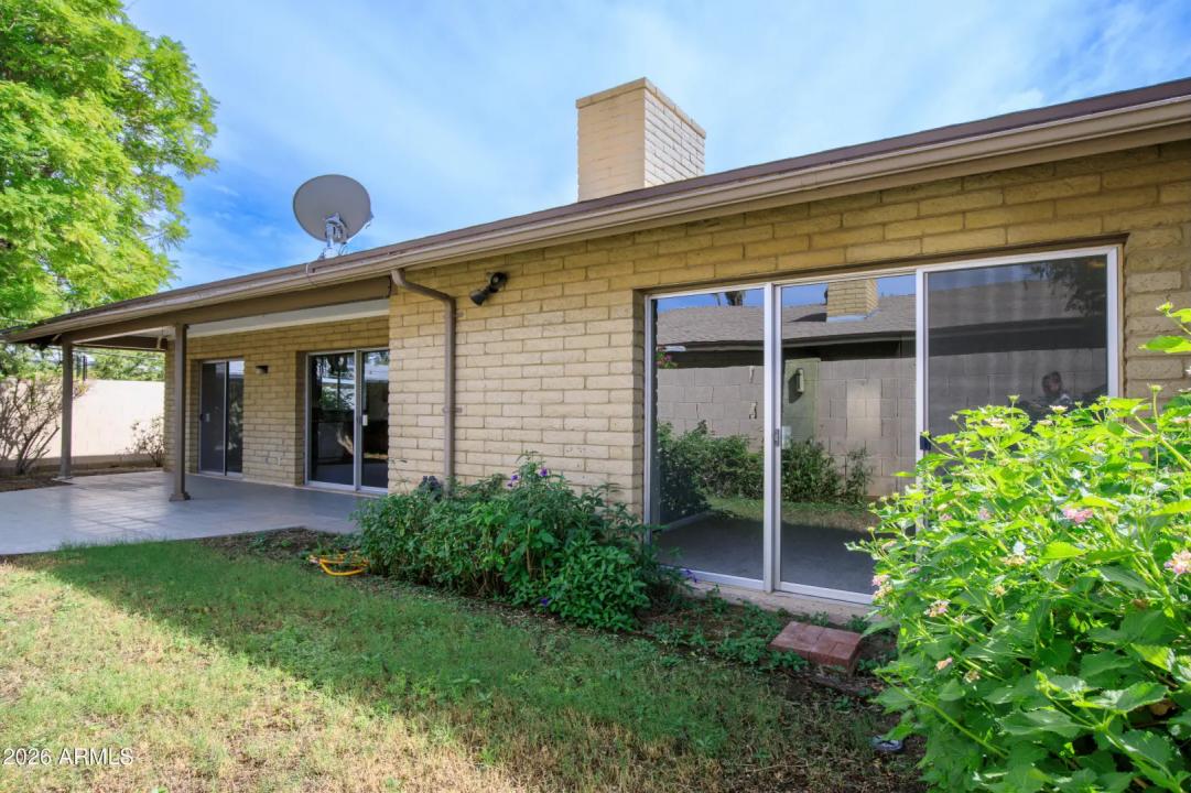 Real Estate Picture 16