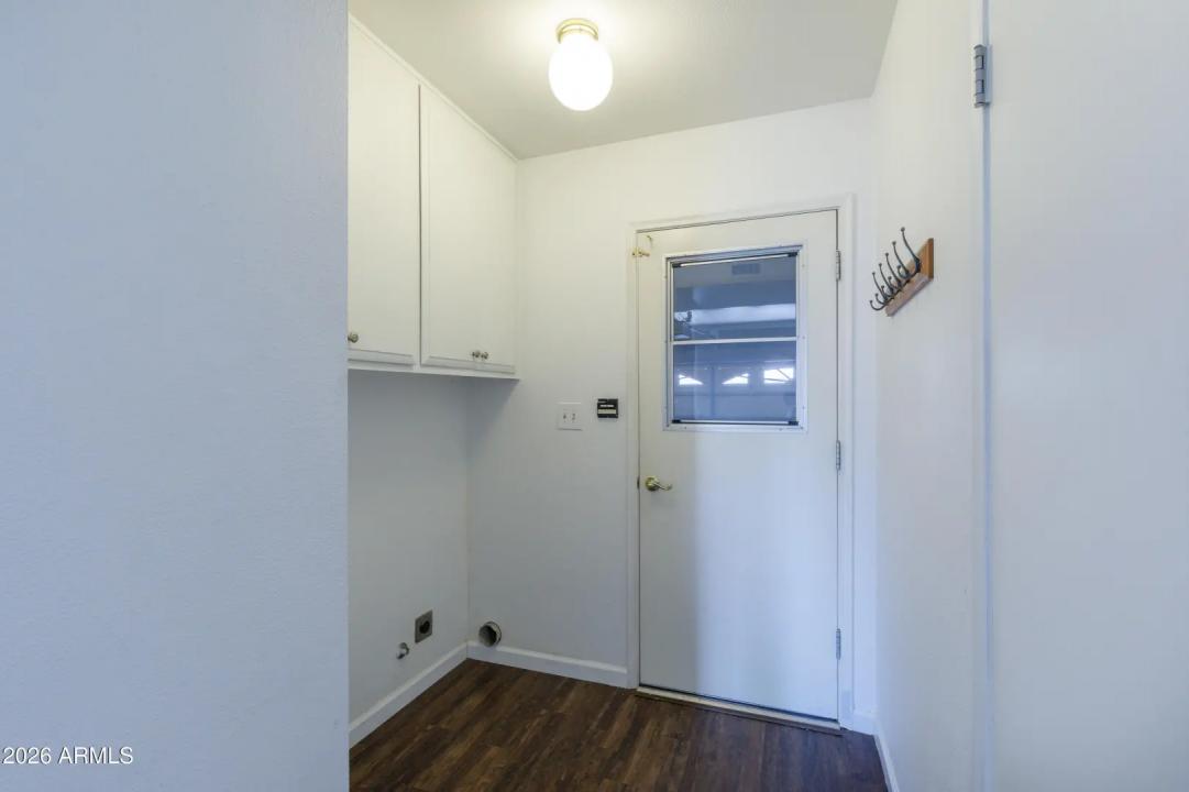 Real Estate Picture 19