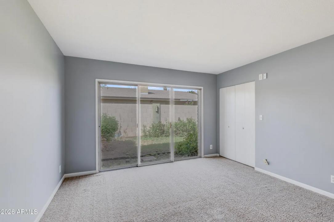 Real Estate Picture 9