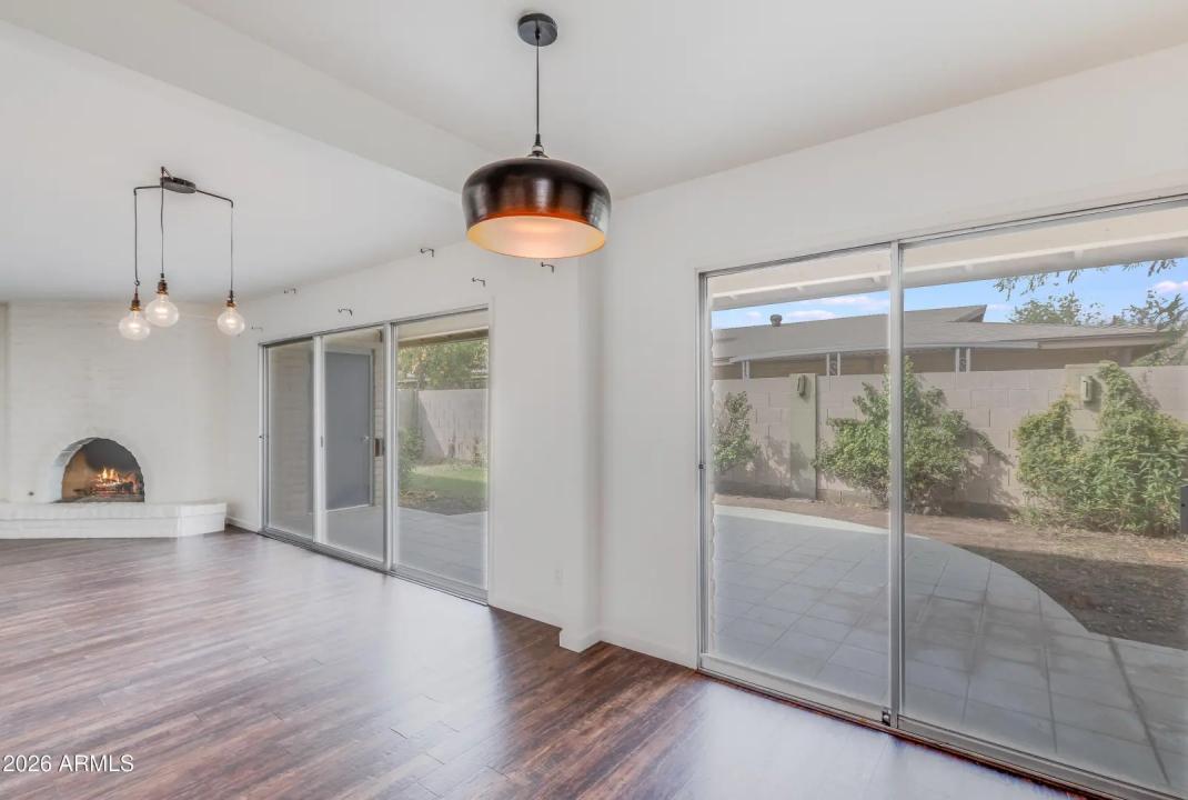 Real Estate Picture 20